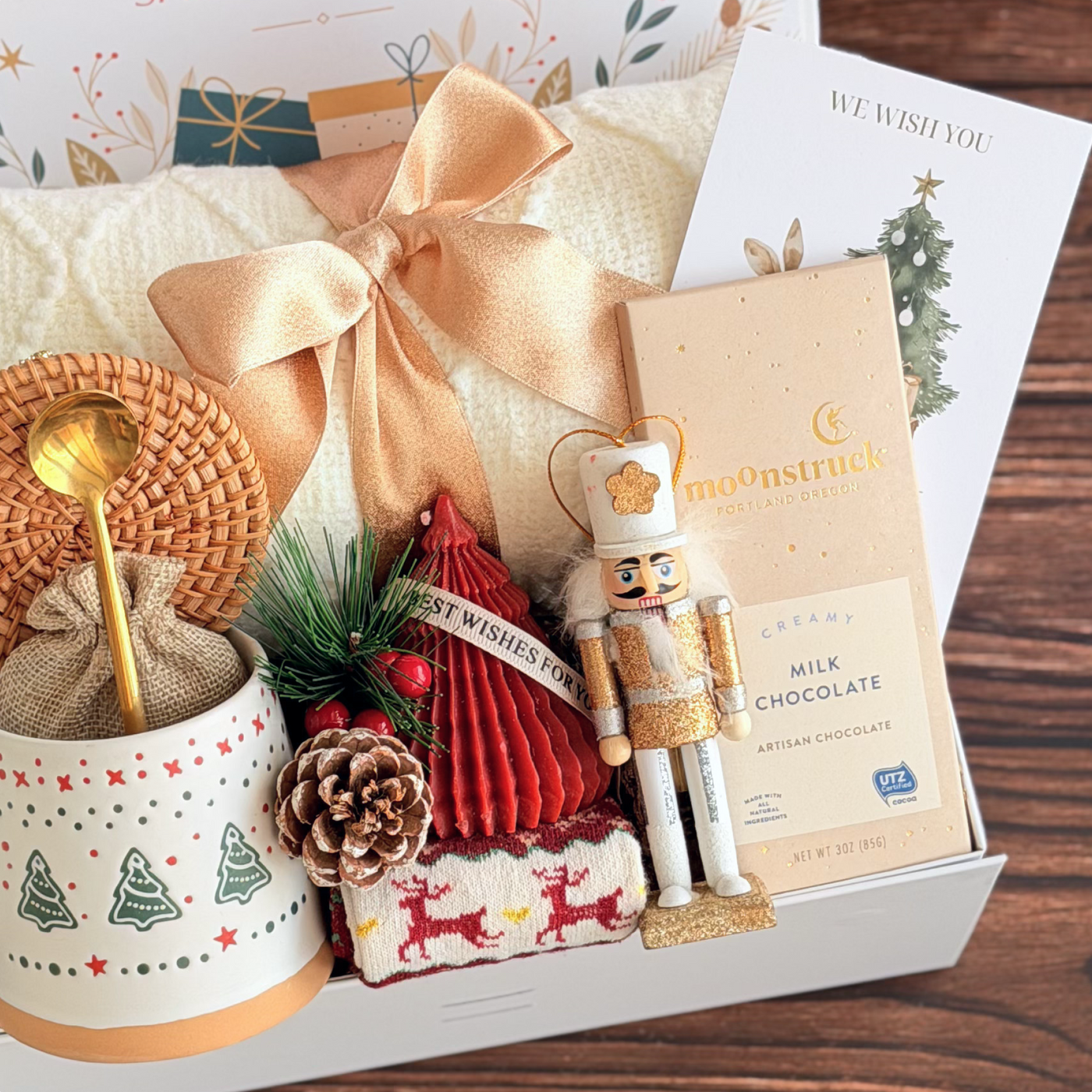 Nutcracker Fireside Cocoa Box — inside view