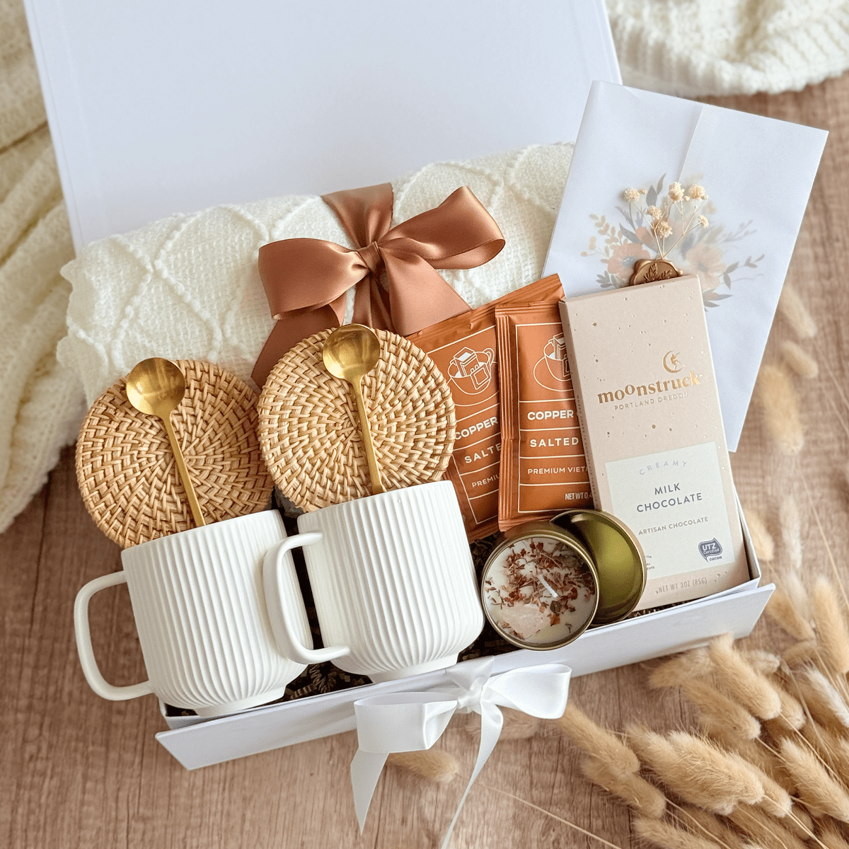 The Cozy Duo Box