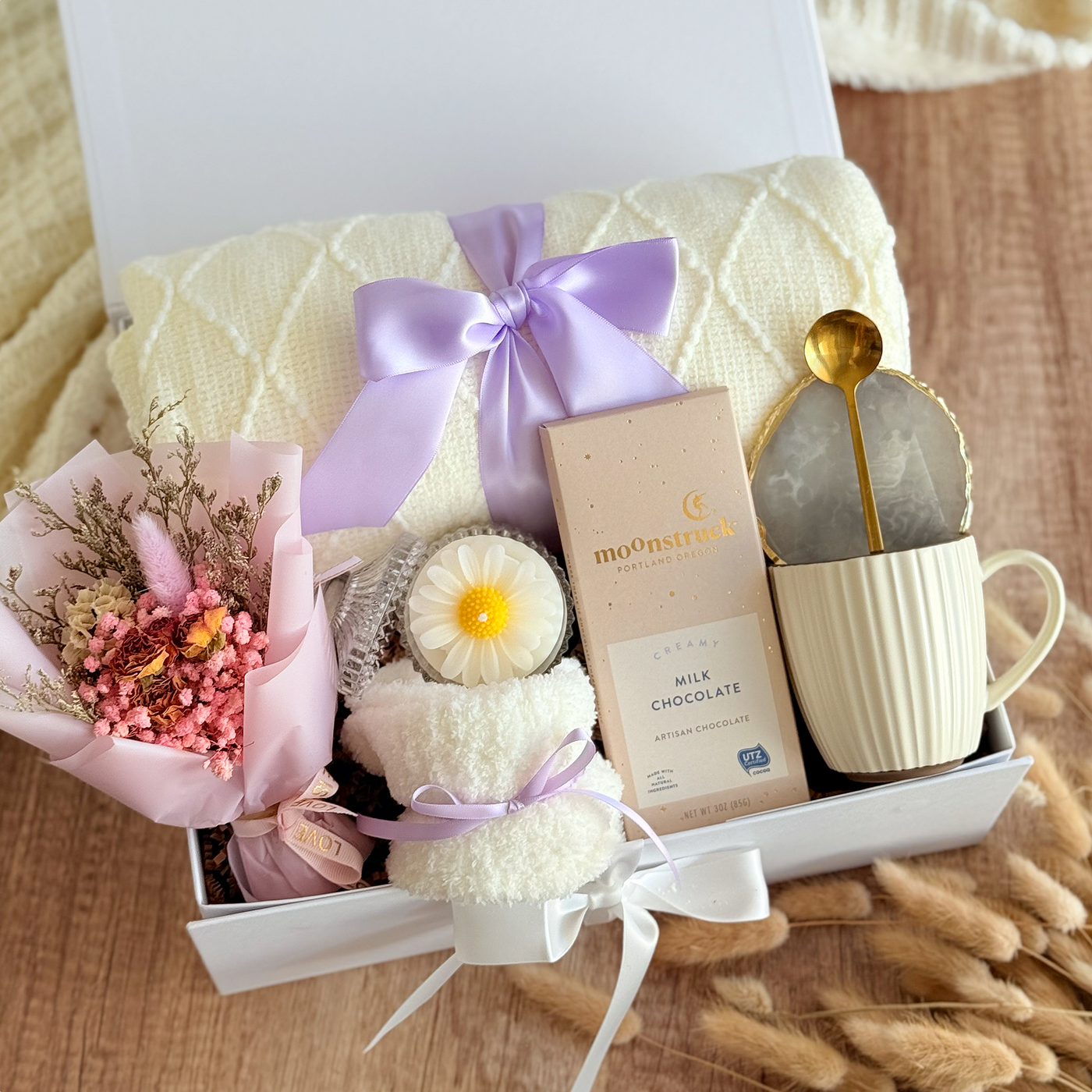Golden Spoon Cocoa & Throw Box — front view