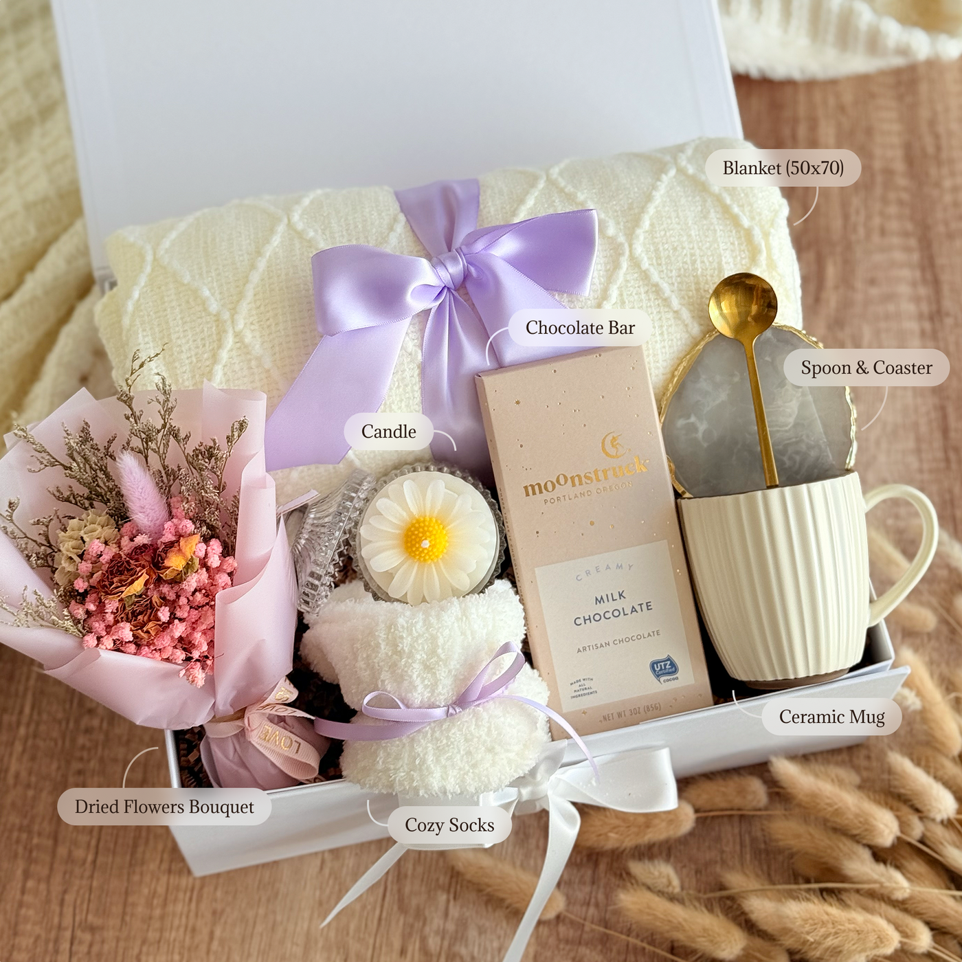 Golden Spoon Cocoa & Throw Box — inside view