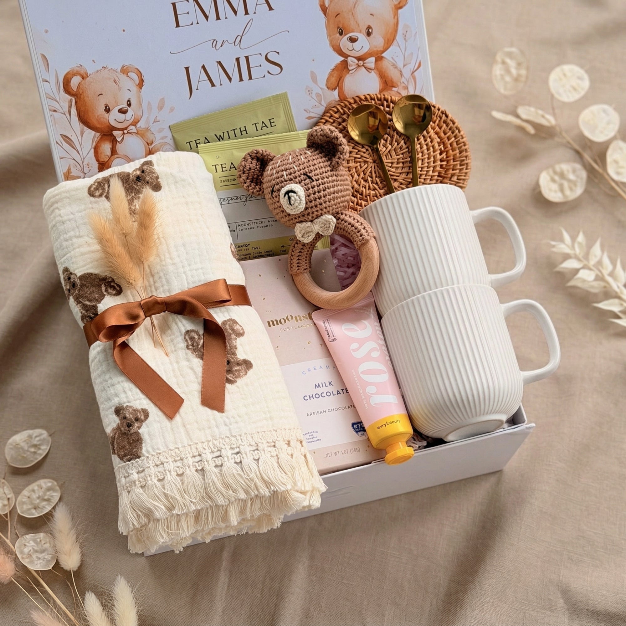 Little Teddy Cozy Box — front view